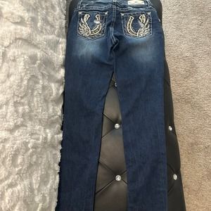 Miss Mme Mid rise women’s 29